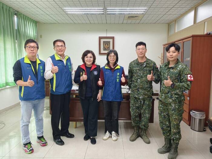 🎉 國防交流來囉！陸軍第四地區後勤指揮部蒞臨中華醫大圖片