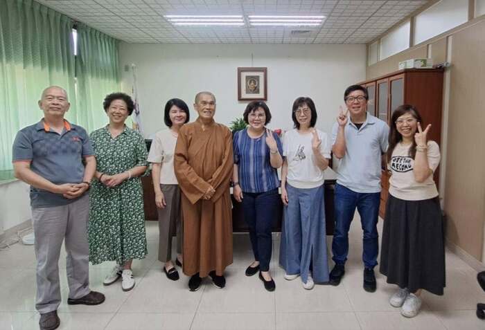溫暖助學傳遞愛心！圖片