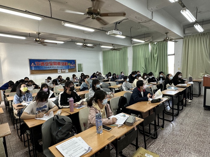 交通安全教育與強制責任險宣導圖片