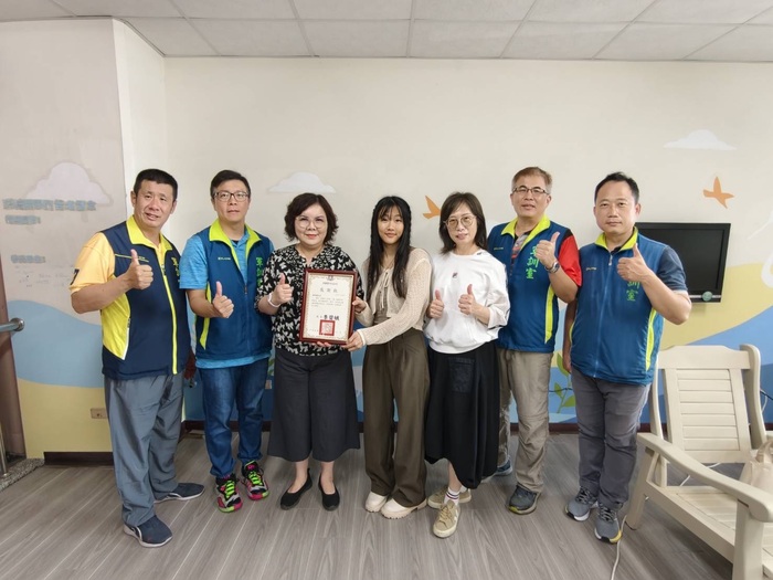 「温柔革命:用情翻轉校園壓力」 校園安心角落-「繪」撒精彩校園生活活動圖片
